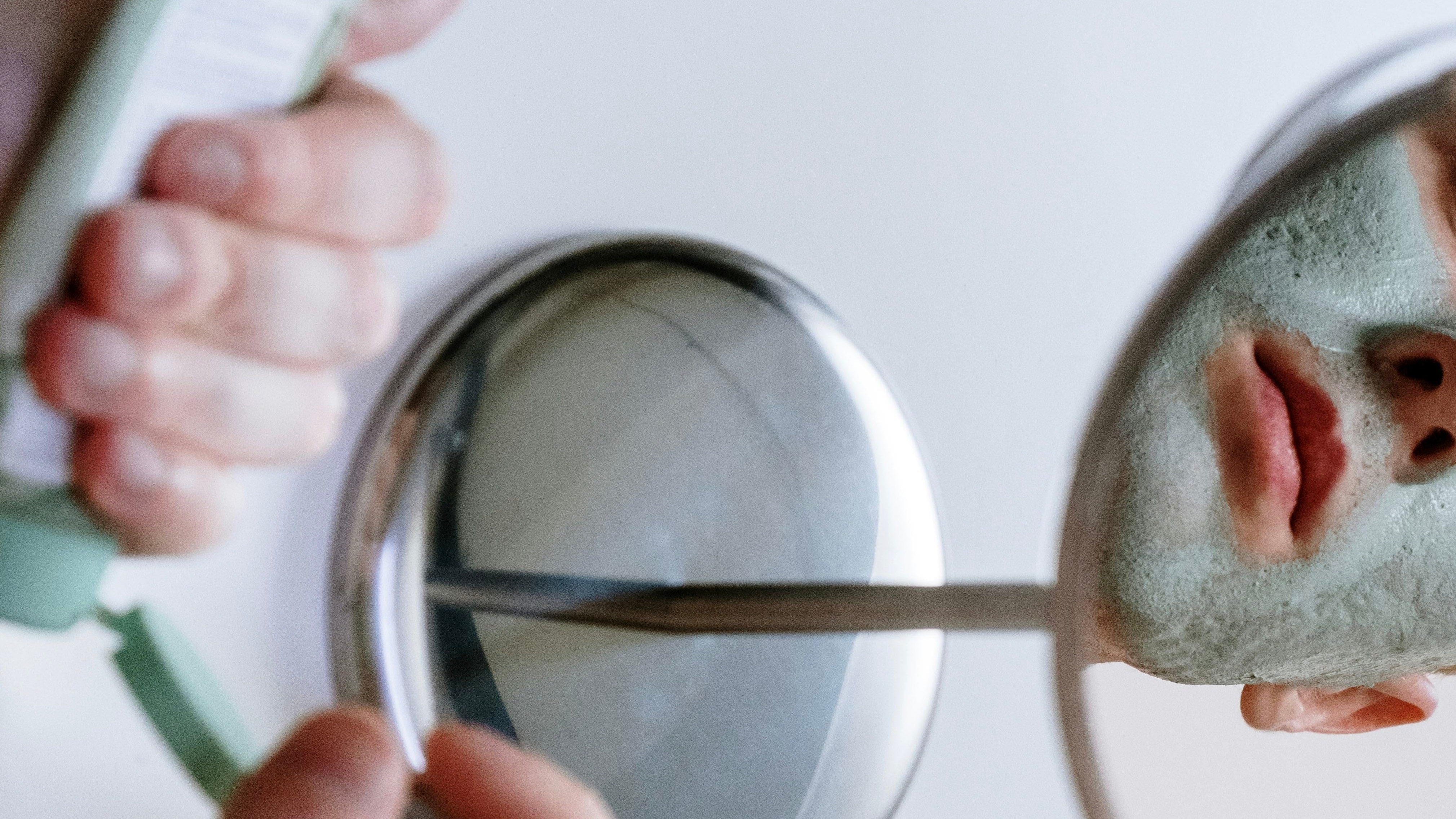 L’impact du stress sur la peau : pourquoi le stress aggrave l’acné ?