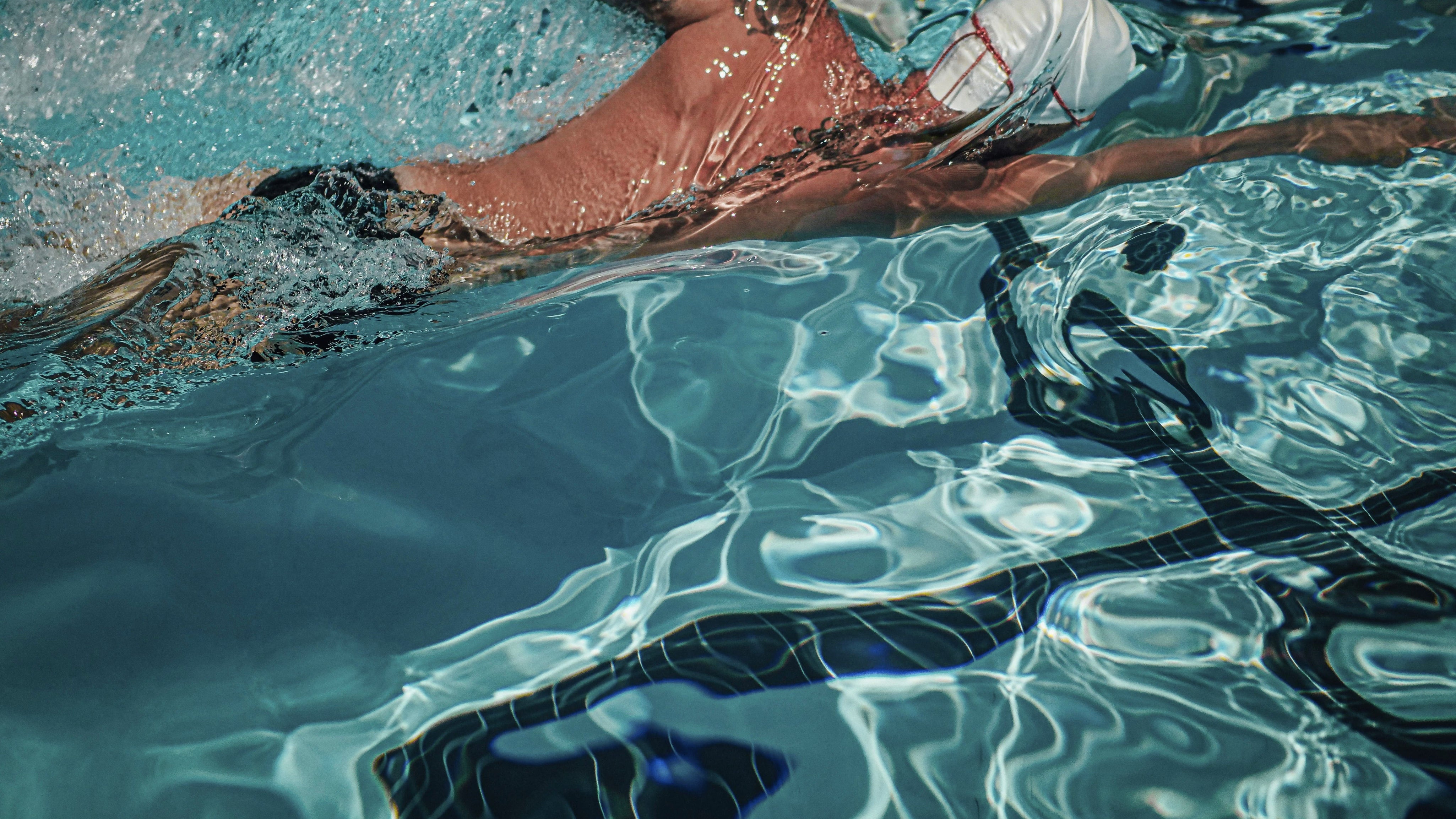 Pourquoi la natation est l’un des meilleurs sports anti-stress ?